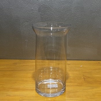 Glass Vase With Lip 25H