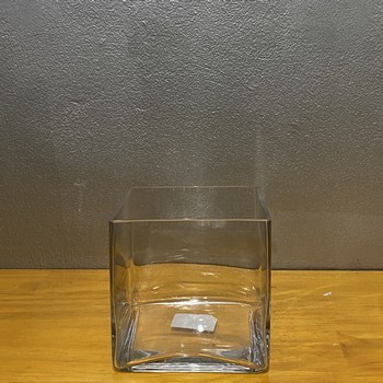 Square Glass Vase 14cmx14cm 08227